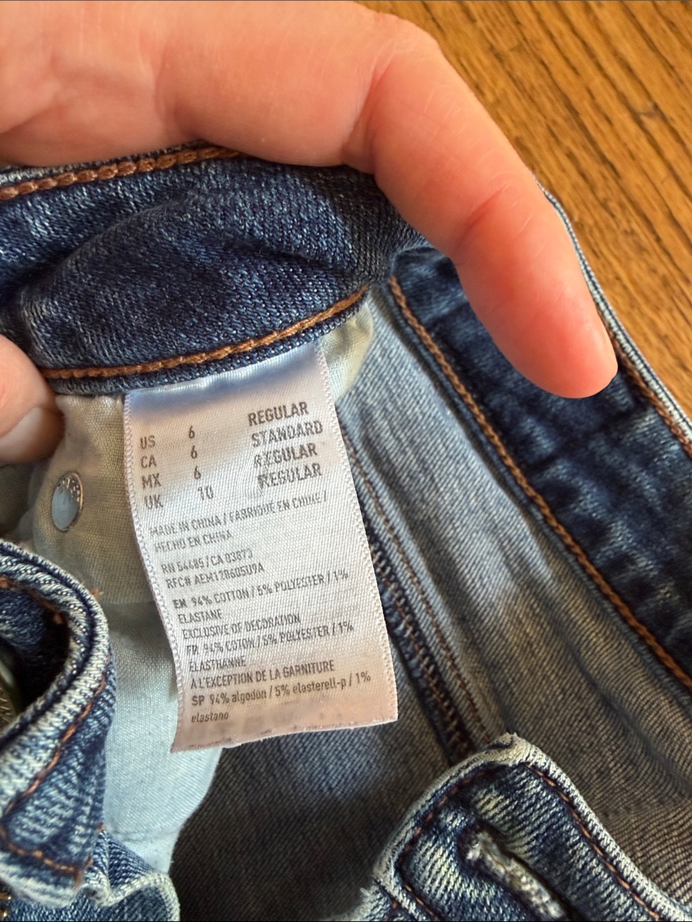 American Eagle Outfitters Hi-Rise Slim Jeans in Medium Blue Wash - Picture 3 of 8